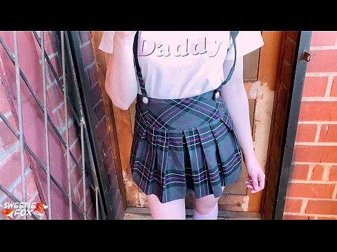 ❤️ Schoolgirl Sucks a dick gu domhainn agus fucks an àite clasaichean. ❤️  Porn anal  aig porn gd.pornsos-com.ru ❌️